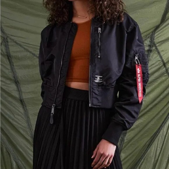 Alpha Industries L-2B CROPPED GEN II BOMBER JACKET W - Picture 2 of 8